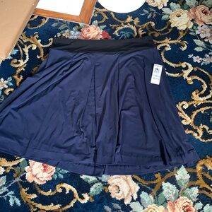 Alfani Woman stretch minimally pleated dress. NWT.‎ Retail 65